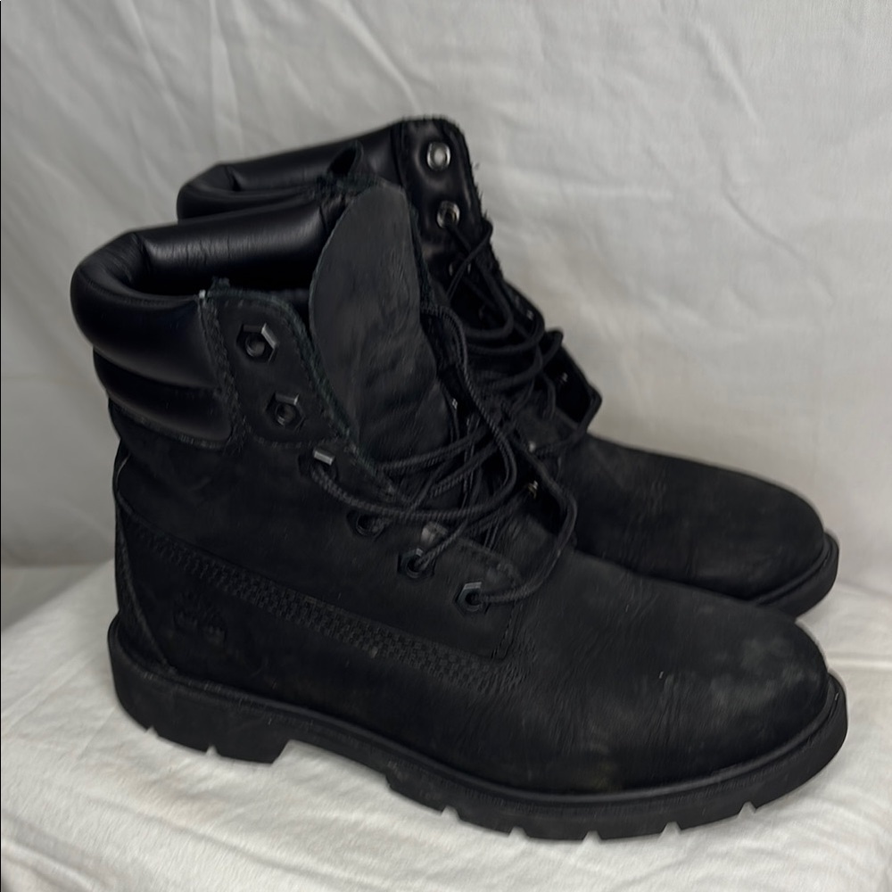 Timberland women’s Black Boots size 6